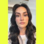 Esra Bilgiç Instagram - ♥️