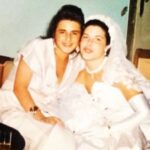 Esra Dermancıoğlu Instagram – Refikam herşeyim doğdu bugün🤍
Tek çocuk olmadığımı hissettiğim tek yer Refoş’umun varlığı ♥️ çok seviyorum @refika_k