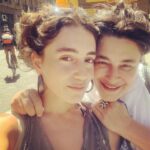 Esra Dermancıoğlu Instagram - Aile:) İyi bayramlar🤍