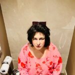 Esra Dermancıoğlu Instagram – 2. beyin önemli… 🚽
