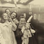 Esra Dermancıoğlu Instagram - MUSKAT Bir kadın, bir gece, bir cenaze. İstanbul-Paris arası zehirli bir zihin akışı. Dünyanın en mutlu günü. “Sessiz bir kopuş başlıyor içimden. Parça parça yere düşüyor artıklarım. Artık yapamayacaklarım.” Yazan ve yöneten: Aksel Bonfil Oynayan: Esra Dermancıoğlu Yapım: Kadar Yapımcı: Begüm Ertuğrul Proje Koordinatörü: Merve Akgül Işık Tasarım: Arek Nişanyan Koreograf: Tuğçe Tuna Müzik: Lara Di Lara Ses Tasarım: Oğuzhan Akalın Kostüm Tasarım: Özlem Kaya Afiş Tasarım: Berkcan Okar Oyun Asistanları: Çağla Erdoğan, Ecem Yılmaz