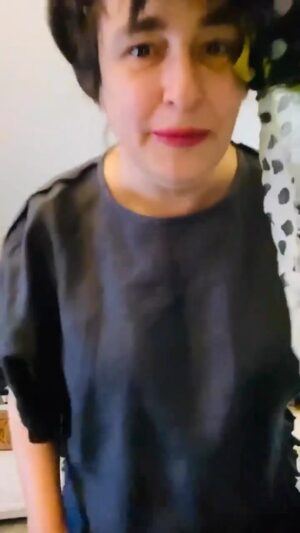Esra Dermancıoğlu Instagram - Ben artık ne yaparsam yapayım beyinimin içinde hep canım Karadenizim çalıyor....