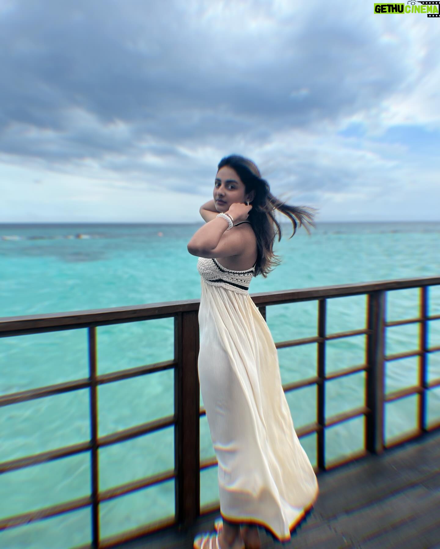Esther Anil Instagram - We’ve just completed the first half of our trip to Maldives at @tajcoralreef , and I’m grateful to @makeplansholidays for making it happen.✈️ Speaking of Taj Coral Reef Resort & Spa, the standout aspect was the warmth of the staff. On our first day, they arranged a sandbank picnic, which was truly magical. We got to see a beauuuutiful 🌅 sunset. We tried various cuisines, and the food experience was excellent. Snorkeling 🤿 was a first-time experience for us, and thanks to their in-house dive center, the instructor ensured we had a great time, showing us the vibrant coral life right outside the resort. Will definitely do it again!!! 🐠❤️ They also organized a soothing and relaxing spa experience. To cap off the day, they set up a chill candlelit dinner for us right on the beach. Overall, I couldn’t have asked for anything better. The curation of this trip by Taj Coral Reef Resort and Spa deserves much love and appreciation. And a big thank you to @tanyathadikaran 💕💕💕 for seamlessly coordinating everything for me.