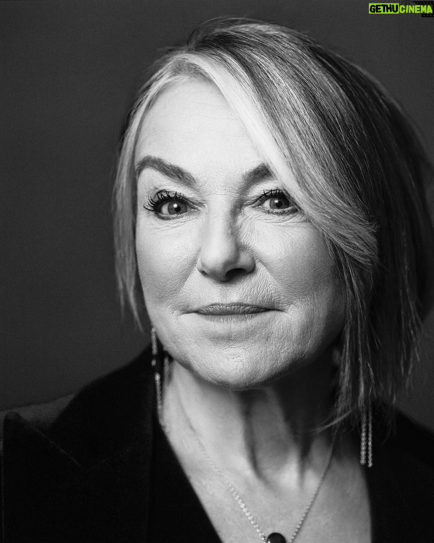 Esther Perel Instagram - @estherperelofficial, the Belgian-born daughter of two Polish Holocaust survivors, 65, has captivated millions in recent years with her disarming sense of humor, her polyglot’s worldly vocabulary and her daring but generously humane philosophies on love. Her work as a therapist and lecturer has been popular ever since the 2006 publication of “Mating in Captivity,” her guide to ensuring domesticity and sexual desire can coexist in long-term relationships. Lately, Perel has been thinking a lot about loneliness, and how it looms ever larger over a society that believes it’s hyperconnected. So with help, she created “An Evening With Esther Perel.” To read more about Perel and her new tour, tap the link in our bio. Photos by @jessedittmar.