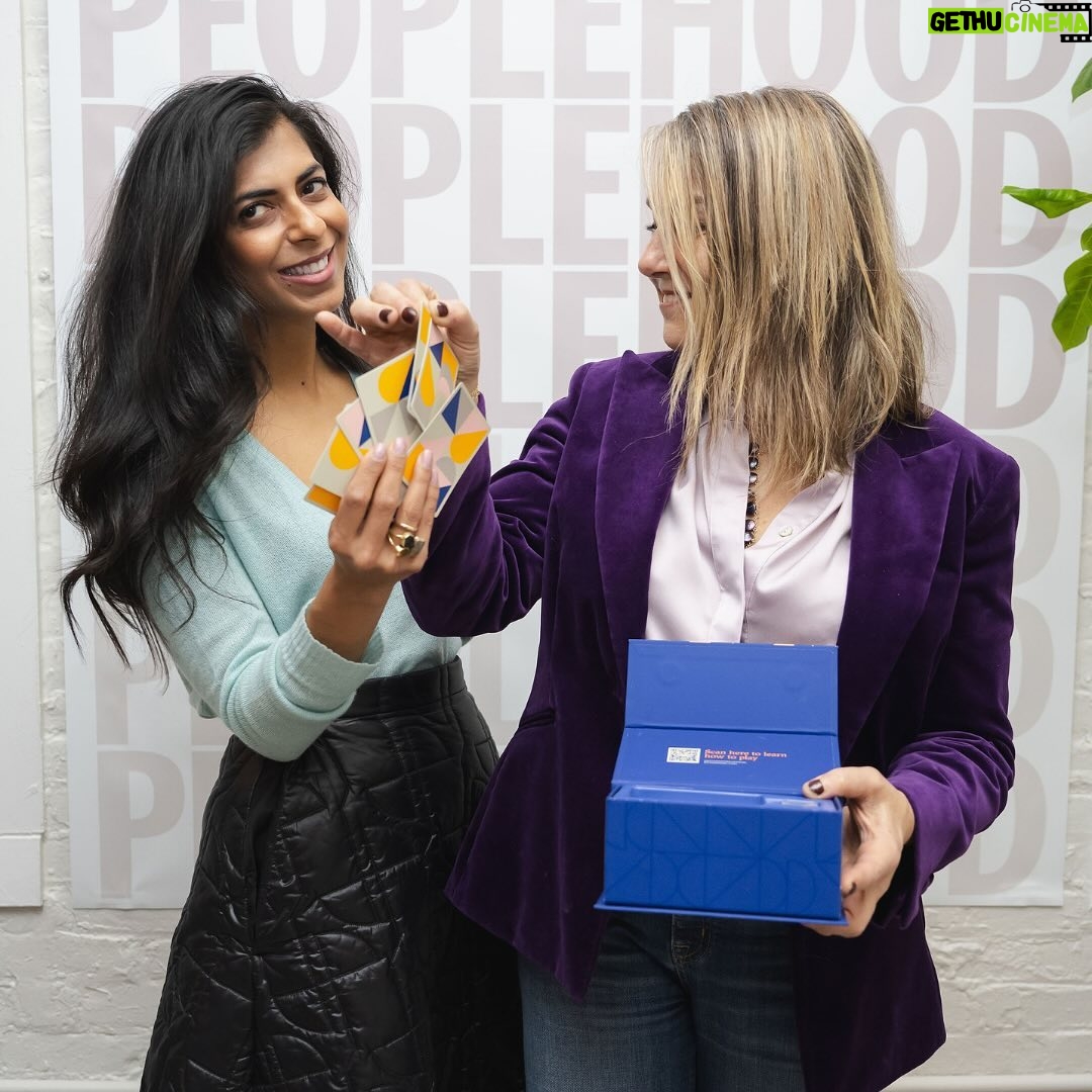 Esther Perel Instagram - To celebrate the release of the newest edition of “Where Should We Begin: A Game of Stories,” I teamed up with @peoplehood_ — a place that hosts digital and in-person group conversations to help people build stronger relationships. The event featured a fireside chat led by @nayeemaraza and me, followed by lively discussions and immersive gameplay. Sincere thanks to everyone who joined us for this memorable celebration, allowing their stories to unfold. Photo credit: @robbienero.jpeg
