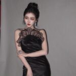 Esther Yu Instagram –