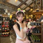 Esther Yu Instagram –