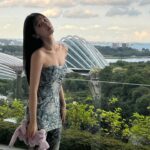 Esther Yu Instagram – Hello sg 🌵