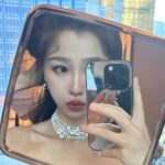 Esther Yu Instagram – 🫶