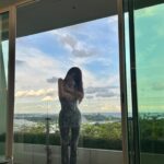 Esther Yu Instagram - Hello sg 🌵