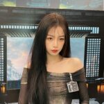 Esther Yu Instagram - #misbhvxestheryu 无锋直播间