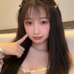 Esther Yu Instagram –
