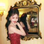 Esther Yu Instagram –