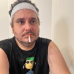 Ethan Klein Instagram - People keep telling me to work out so I put on my new @teddyfresh muscle tee and got to work