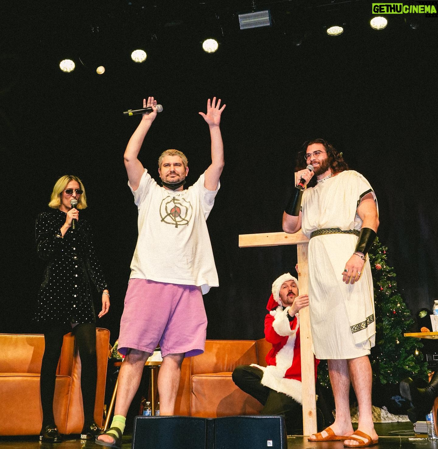 Ethan Klein Instagram - Thank you all for an unforgettable evening! The crew worked incredibly hard putting it together, and the fans that came out were the best. Special shout-out to those that traveled a long distance to be there with us. Love y’all so much, thank you thank you thank you!!
