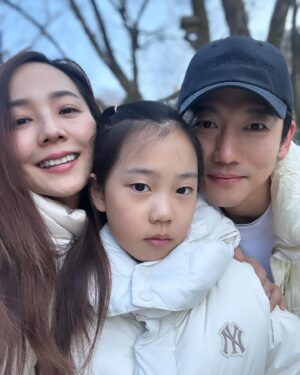 Eugene Instagram - 추운걸 싫어해 겨울이 별로였던 내가 조금 변했다~
예전보다 추위도 덜 타고~아이들과 하는 겨울여행이 좋다~^^*
