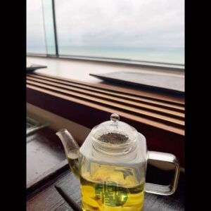 Eugene Instagram - #부산 #꽃차 #전통차카페
노니니 꽃차먹방 ㅋ