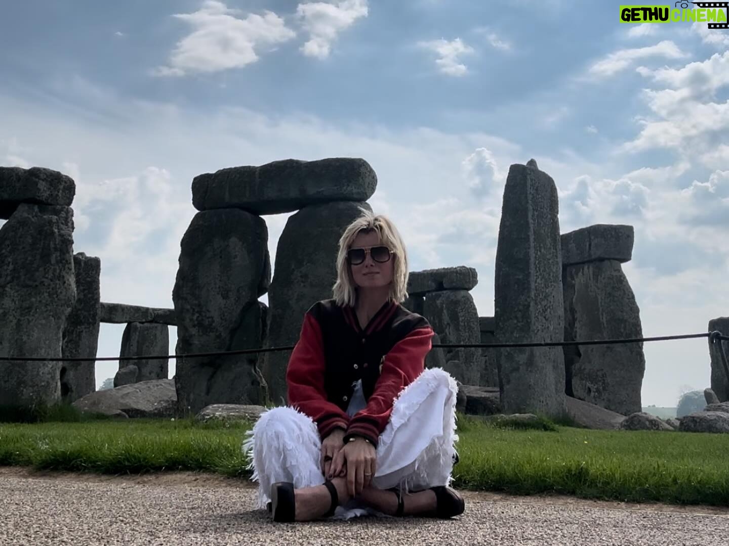 Eugenia Kuzmina - 1.4K Likes - Happy Mother’s Day ☀️💗🦋 …. Meditating at #stonhenge #mothernature #moon #sun 🌙☀️🌿 #magic …. I don’t post pics of my family anymore on purpose to protect what’s sacred 💜 dress @karnitaharoni_official