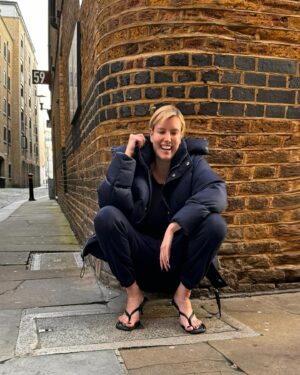Eugenia Kuzmina Instagram - #streetkids #photoshoot #london🇬🇧 for @alanscottcashmere 💜 by @darkravenau @blackandpaper 🔥🎞️ #behindthescenes … in a way so glad we did without make up and hair just raw … thanks @royalacademyofdramaticart for the truth , On the street there is no tomorrow. There is only here and now and nothing else. And yesterday is just another day