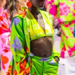 Eugenia Lemos Instagram - @eugenialemosok la actriz e influencer, que siempre ha demostrado su amor por la moda y el color 🌈❤️debutó como diseñadora junto a @epsonlatinoamerica en nuestra II edición. Desde el inicio de su carrera se distinguió por ser única en su estilo y hace un tiempo empezó a diseñar para ella, creando looks con mucha presencia de estampados y color ✨ Ese estilo único y característico hoy lo comparte con el mundo, al presentar su primera colección en AFW Chile, donde exhibió a la industria de la moda una propuesta alegre y espontánea en cada pieza 🎨 . . . #andesfashionweekchile #andesfashionweekchileedicionii