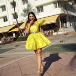 Eugenia Lemos Instagram – ✨ MIAMI VIBES✨ 

Mis bellezas hoy solo quiere recordarte que eres hermosa, que puedes lograr todo eso que sueñas, que vales mucho mas de lo que crees, que te quiero mucho 🌹✨

👗 @nievesmarin ✨