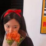 Eunseo Instagram - 🌹🌹🌹