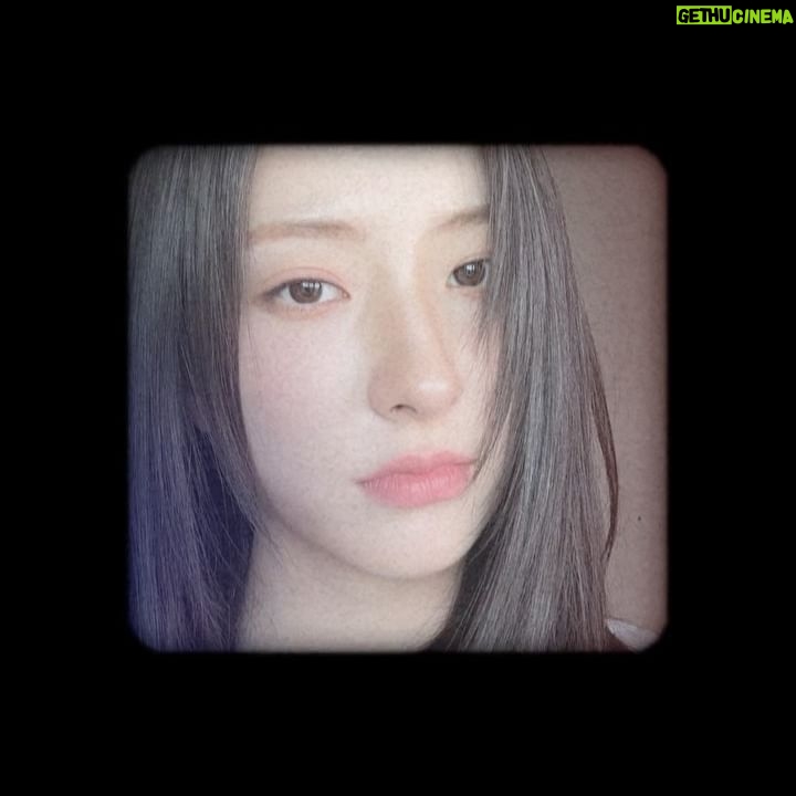 Eunseo - 54.8K Likes -