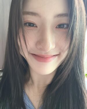 Eunseo Instagram - 