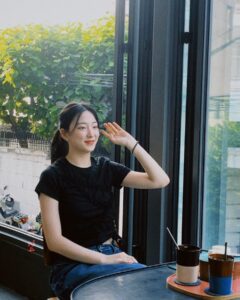 Eunseo Instagram - 🌱☕️