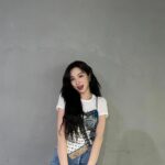 Eunseo Instagram - 열심히 달려 온 올해 무엇보다 우정들과 함께 이뤄낸 것들이 많았어서 잊지못할 2022❣️25살의 주여니를 나보다 더 사랑해줘서 고맙고 내년에 아름다울 주여니도 잘 부탁드려요 우정이들🧚🏻‍♀️