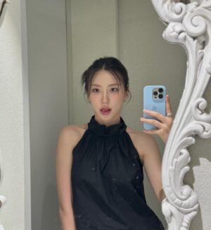 Eunseo Instagram - 🪻🪻🪻