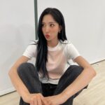 Eunseo Instagram - 열심히 달려 온 올해 무엇보다 우정들과 함께 이뤄낸 것들이 많았어서 잊지못할 2022❣️25살의 주여니를 나보다 더 사랑해줘서 고맙고 내년에 아름다울 주여니도 잘 부탁드려요 우정이들🧚🏻‍♀️