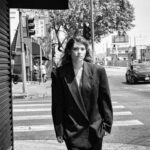 Eva De Dominici Instagram - Hace unos días cuando terminamos de trabajar, me desarmé. Y Bernardo me pidió retratarme por las calles de Los Ángeles, así, con la guardia baja.