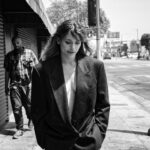 Eva De Dominici Instagram - Hace unos días cuando terminamos de trabajar, me desarmé. Y Bernardo me pidió retratarme por las calles de Los Ángeles, así, con la guardia baja.