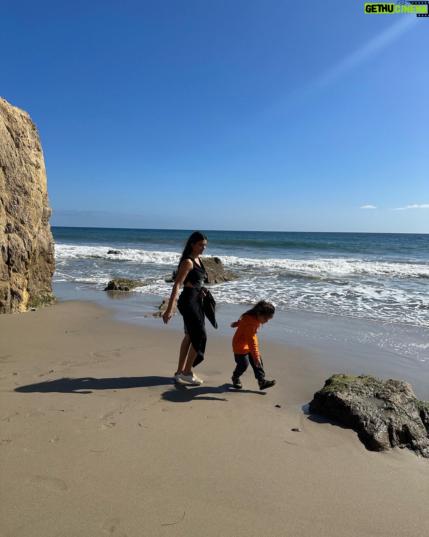 Eva De Dominici Instagram - man, if I've ever felt that pure, bone-deep joy or shed tears like a hungry baby missing his mom, this year's been one wild rollercoaster of magic and sourness. but i'm all in for that magic, living for it, and protecting it with all my heart and unwavering commitment. ❤️
