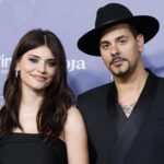 Eva De Dominici Instagram – Edu estuvo nominado a los Goya en la categoría de mejor canción original junto a otros artistazos. Al premio se lo llevó Leiva junto a, nada más y nada menos, Joaquin Sabina. Observé muy de cerca este proceso creativo y pienso, qué fortuna poder ejercer una profesión que se ama. Estoy muy orgullosa de este mega trabajador, que además es el mejor papá del mundo. 

Muchas gracias al equipo de @lorealpro y @lancomeofficial por acompañarme!

Maquillaje @beautyexpertlancome @lancomeofficial
Peluquería @lorealpro #lorealprospain #steampodspain
@manumoreno75