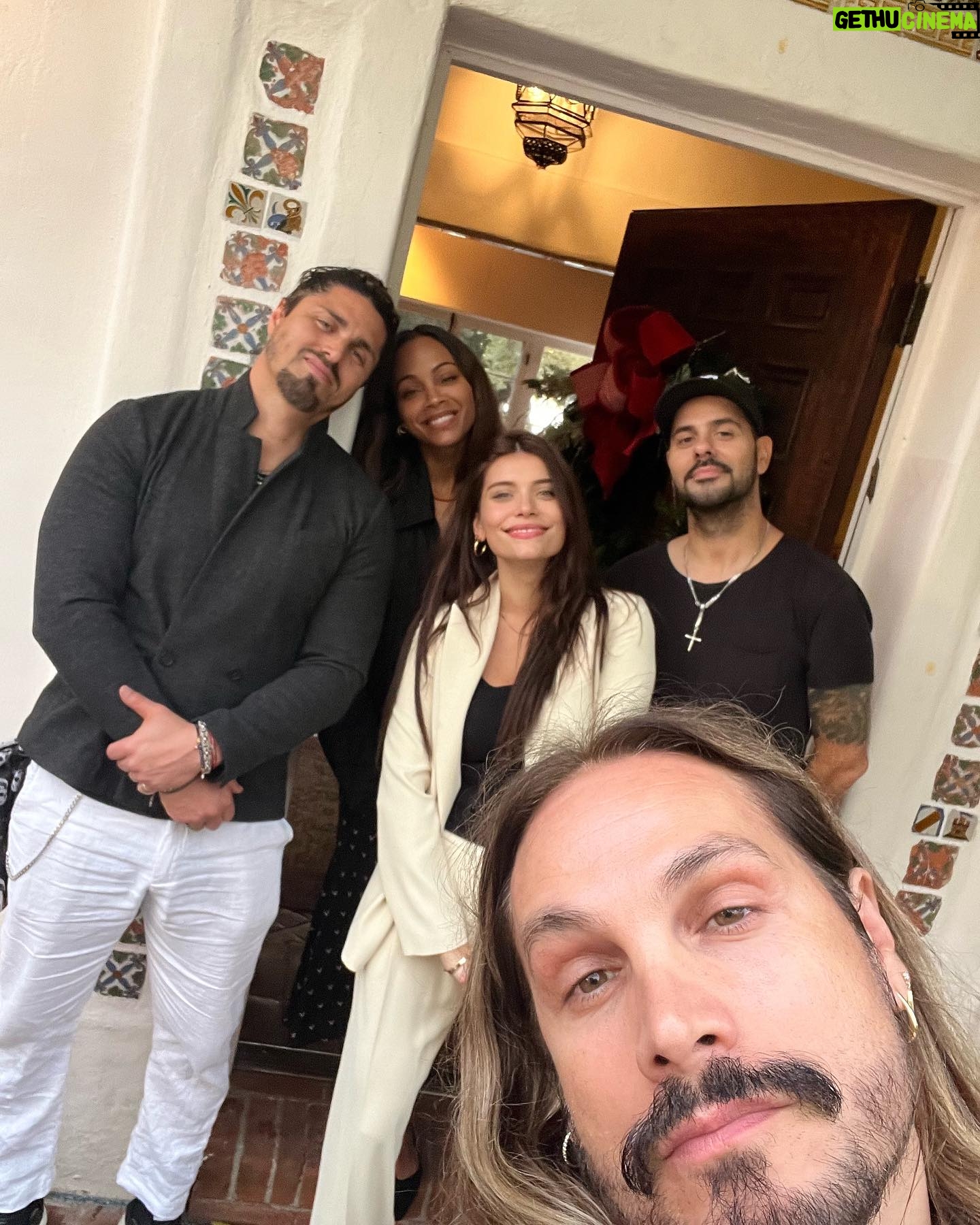 Eva De Dominici - 3 Likes - 2024, let’s do this! 🚀 Immensely grateful to fam and friends for the love, tengo personas muy hermosas en mi vida. Cheers to the power of community. Keep those dreams alive… Gracias por tanto ❤️