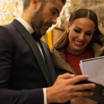 Eva González Instagram - Dicen que no hay quinto malo, y este es mi quinto año consecutivo en @antena3com para despedir el año juntos. Es un placer para mí estar tan bien acompañada, no solo es un magnífico compañero, también es mi amigo @robertolealg. Cuantas risas juntos!!! Haremos un repaso a este 2023 que se va, y daremos la bienvenida al 2024 con la ilusión que se merece de la mano de mis compañeros @cristipedroche y @albertochicote Os deseo a todos una buena entrada de año, que os traiga mucha salud, cositas buenas y muchas risas. #adios2023 Gracias @zegarciaoficial y @joyassardinero por este impresionante look orquestado por mi @inma_fdstylist @nikolrobles Muah de mis super @chemajuncos y @nadador Querida @monica_romerot vamos a por otro año juntas. Te quiero con el alma♥️