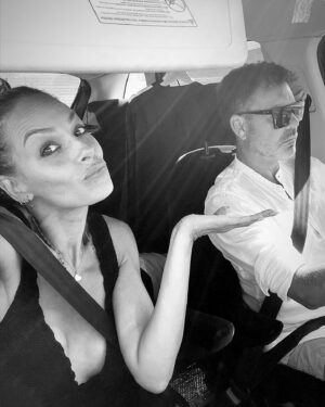 Eva González Instagram - Que sería de nosotros sin nosotros hermano? Toda una vida juntos. Y lo que quede de la mía, quiero vivirla a tu lado. 
Te quiero siempre. Feliz cumpleaños 🤍 @gerferji