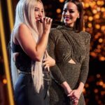 Eva González Instagram - Estamos viviendo una noche única!! La Voz All Stars toca a su fin pero nos está dejando momentos preciosos, de reencuentros, emociones, estrellas invitadas… y todo con la mejor banda sonora! Te vienes? Estamos en la gran final a punto de elegir al mejor entre los mejores. La mejor voz All Stars!!!⭐️