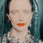 Eva Green Instagram - Milady moment ❤️‍🔥 Dress and cape : @eliesaabworld Necklace: @yproject_official Earrings: @elietopofficial Bracelet : @tiffanyandco Stylist : @mistersamuelf Make up : @emmadaymakeupartist Hair : @alainpichonhair