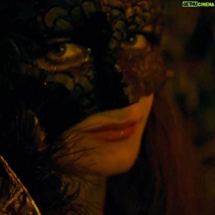 Eva Green Instagram - Faites connaissance avec Milady dès demain au cinéma ⚔️💋 #LesTroisMousquetairesLesFilms #DArtagnan @lestroismousquetaireslesfilms