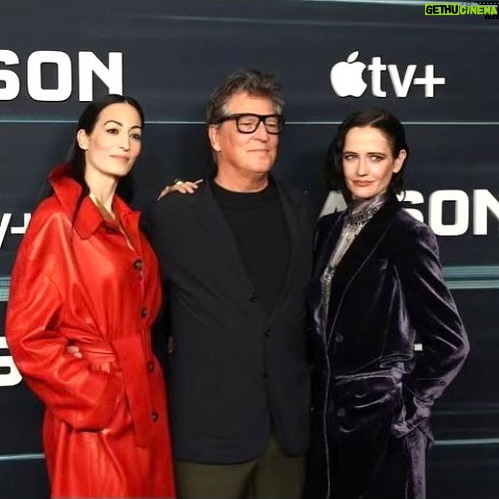 Eva Green Instagram - World premiere of LIAISON in Paris with our marvelous cast and crew Worldwide streaming starts on February 24 on @appletvplus @vincentcassel @stephenjameshopkins @laetitiaeido @therealdanielfrancis @eriqebouaney @bukkybakray9 @irene_jacob_ @gerardlanvinofficiel @yantual @thierry.fremont @stanislasmerhar