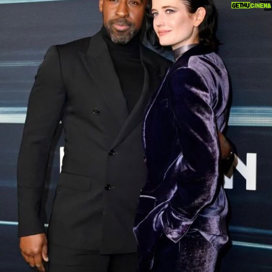 Eva Green Instagram - World premiere of LIAISON in Paris with our marvelous cast and crew Worldwide streaming starts on February 24 on @appletvplus @vincentcassel @stephenjameshopkins @laetitiaeido @therealdanielfrancis @eriqebouaney @bukkybakray9 @irene_jacob_ @gerardlanvinofficiel @yantual @thierry.fremont @stanislasmerhar