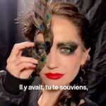 Eva Green Instagram - Elle incarne une super-héroïne du 17e siècle dans le film Les Trois Mousquetaires : Milady qui sort aujourd’hui au cinéma. Un vrai caméléon. Et pour la création de ses costumes, @evagreenweb a travaillé avec Thierry Delettre l’un des plus grands costumiers français. Voici comment ils ont collaboré ensemble pour revisiter ces costumes d’époque.