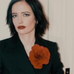 Eva Green Instagram – Couldn’t pick which Eva to be yesterday 🫠

Stylist: @mistersamuelf
Hair: @alainpichonhair
Photos and Make-Up: @harold_james
Suit: @philosophyofficial