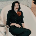 Eva Green Instagram – Couldn’t pick which Eva to be yesterday 🫠

Stylist: @mistersamuelf
Hair: @alainpichonhair
Photos and Make-Up: @harold_james
Suit: @philosophyofficial