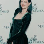 Eva Green Instagram - La soirée d’hier était magique. Merci à tous ceux qui sont venus la célébrer avec nous. Et un grand merci à toute l’incroyable équipe de @lestroismousquetaireslesfilms je n’oublierai jamais les moments qu’on a partagés 💫 #Milady @pathefilms