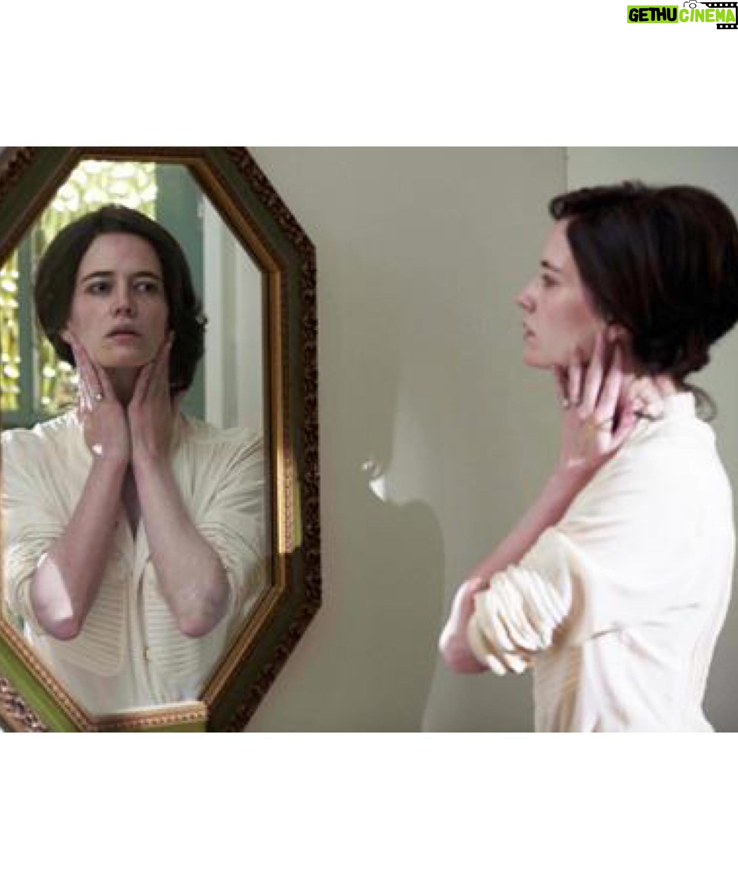 Eva Green Instagram - Throwback to some stills and behind the scenes photos from White Bird in a Blizzard with Gregg Araki @shailenewoodley and @chris_meloni