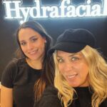 Eva Isanta Instagram - Y así queda mi piel tras la limpieza profunda con @hydrafacial_es Gracias @estherhydrafacial y a todo el equipo #hydrafacialmadrid #estetica #limpieza #piel